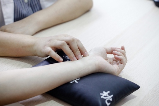 [02090003120044] 3 Sessions of Pain Management Package (Non Invasive + Consultation + Tui-na)